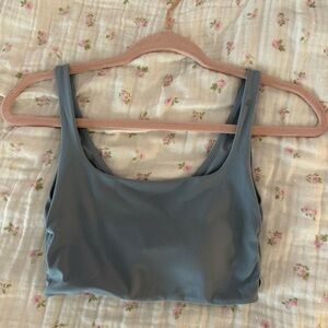 Lululemon cropped top